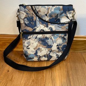 Danny K. Women's Tapestry carpet fabric,   Bella Purse Crossbody Handbag